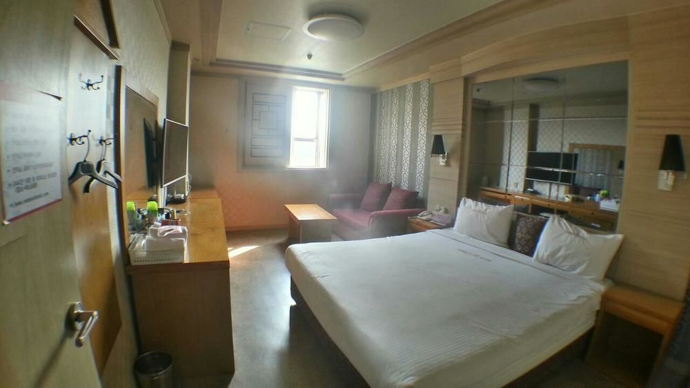 Ns Hotel Changwon Exteriör bild