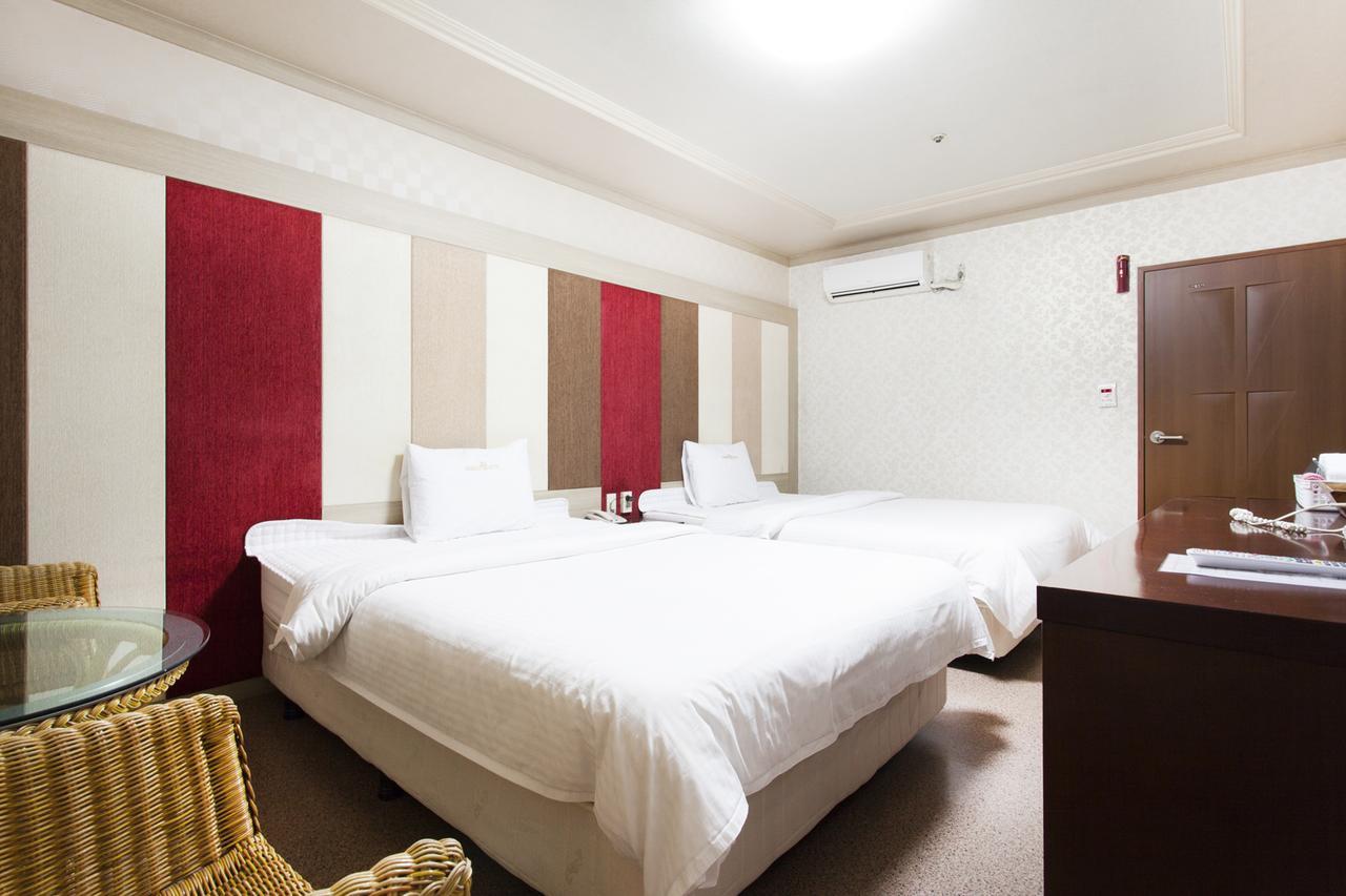 Ns Hotel Changwon Exteriör bild