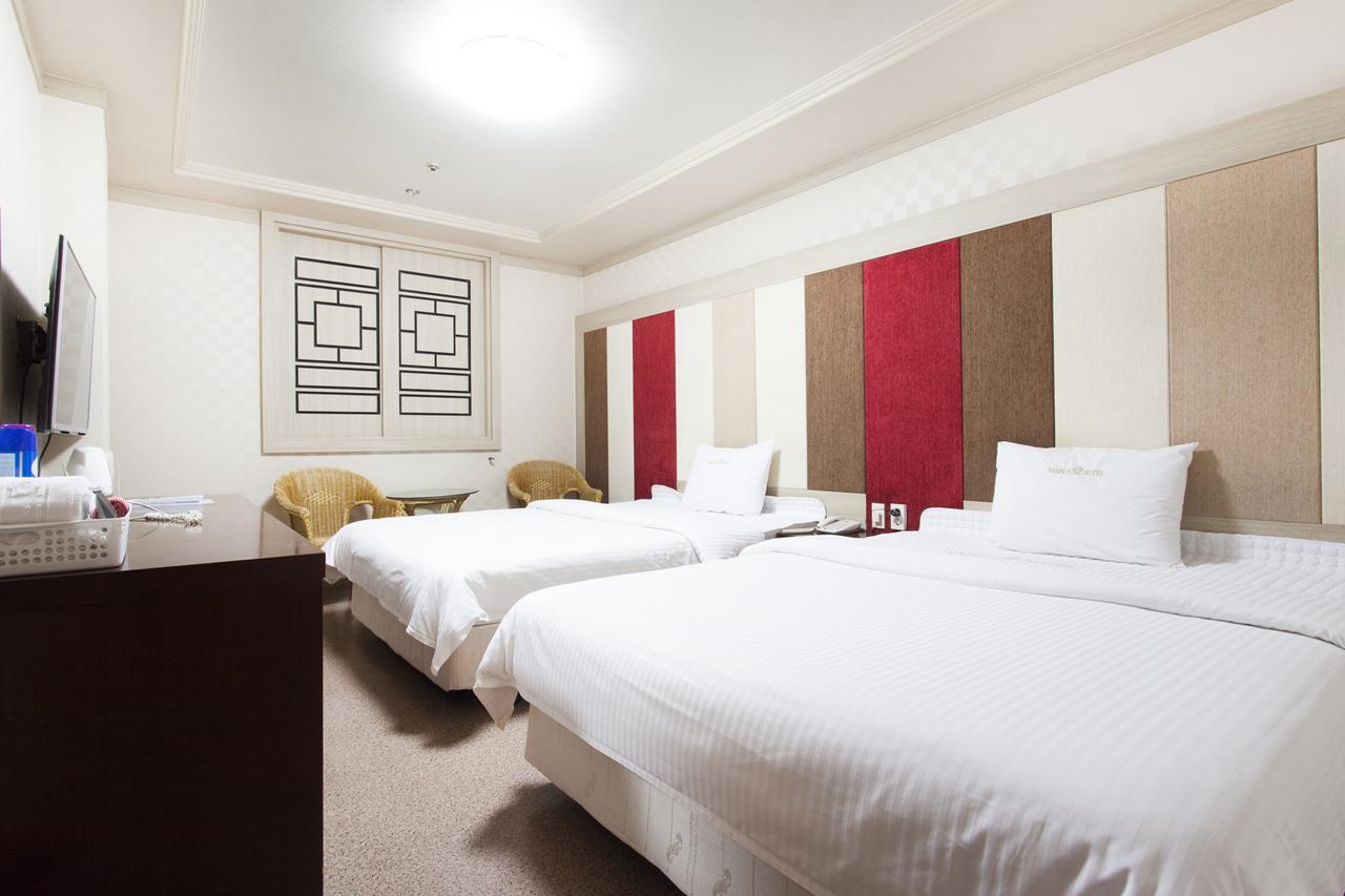 Ns Hotel Changwon Exteriör bild