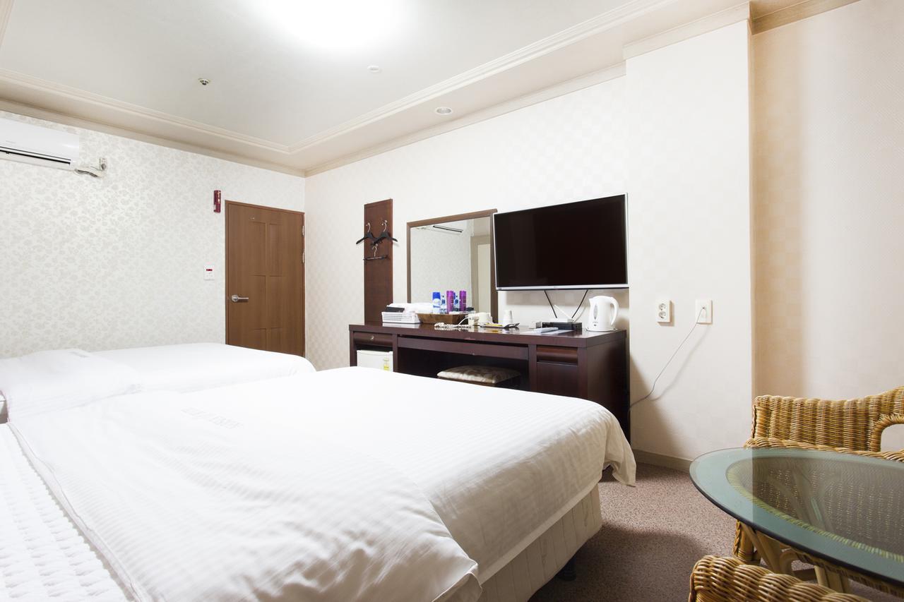 Ns Hotel Changwon Exteriör bild